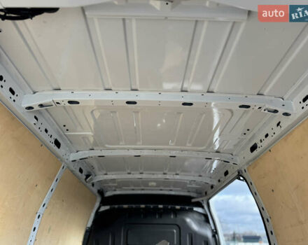 Белый Рено Мастер, объемом двигателя 2.3 л и пробегом 209 тыс. км за 21000 $, фото 109 на Automoto.ua