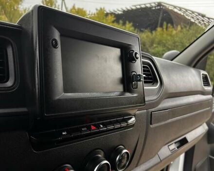 Рено Мастєр 2020 у Кременце на Automoto.ua Білий Рено Мастєр, об'ємом двигуна 2.3 л та пробігом 214 тис. км за 17300 $, фото 8 на Automoto.ua