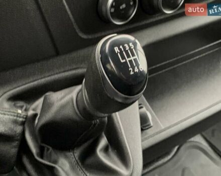 Белый Рено Мастер, объемом двигателя 2.3 л и пробегом 209 тыс. км за 19999 $, фото 45 на Automoto.ua