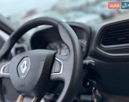 Белый Рено Мастер, объемом двигателя 2.3 л и пробегом 174 тыс. км за 21500 $, фото 80 на Automoto.ua