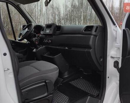 Білий Рено Мастєр, об'ємом двигуна 2.3 л та пробігом 238 тис. км за 17400 $, фото 28 на Automoto.ua