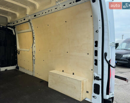 Белый Рено Мастер, объемом двигателя 2.3 л и пробегом 174 тыс. км за 21500 $, фото 39 на Automoto.ua