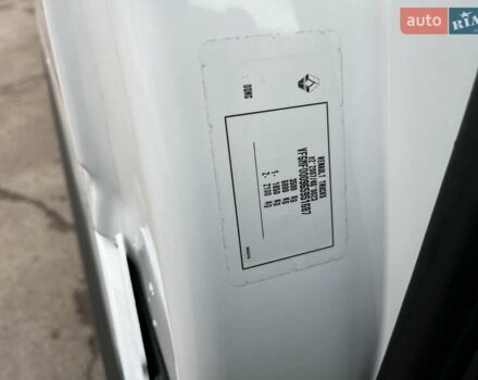 Рено Мастер 2020 в Дубно на Automoto.ua Белый Рено Мастер, объемом двигателя 2.3 л и пробегом 201 тыс. км за 18600 $, фото 56 на Automoto.ua
