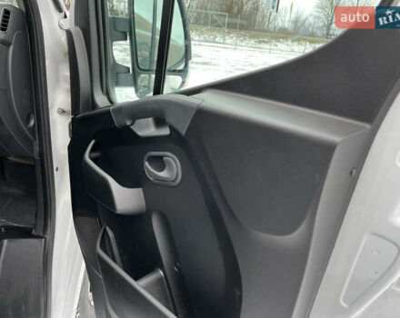Білий Рено Мастєр, об'ємом двигуна 0 л та пробігом 133 тис. км за 22500 $, фото 9 на Automoto.ua