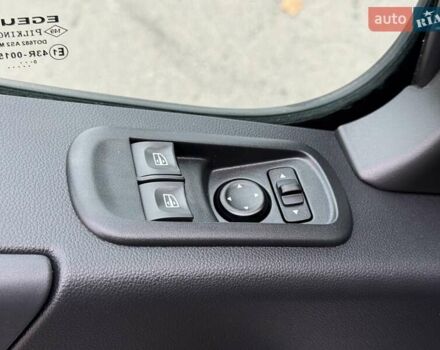 Белый Рено Мастер, объемом двигателя 2.3 л и пробегом 224 тыс. км за 18350 $, фото 15 на Automoto.ua