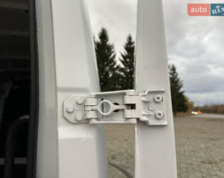 Білий Рено Мастєр, об'ємом двигуна 2.3 л та пробігом 190 тис. км за 19200 $, фото 24 на Automoto.ua