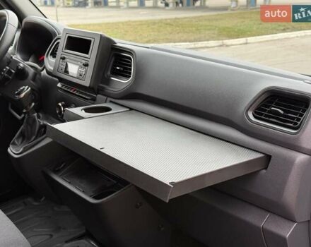 Белый Рено Мастер, объемом двигателя 2.3 л и пробегом 224 тыс. км за 18350 $, фото 23 на Automoto.ua