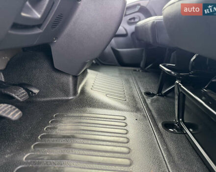 Белый Рено Мастер, объемом двигателя 2.3 л и пробегом 209 тыс. км за 21000 $, фото 43 на Automoto.ua