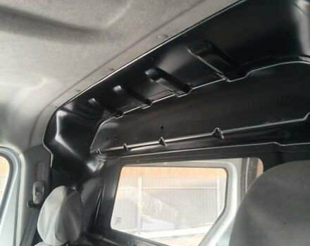 Белый Рено Мастер, объемом двигателя 2.3 л и пробегом 307 тыс. км за 20350 $, фото 19 на Automoto.ua