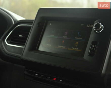 Белый Рено Мастер, объемом двигателя 2.3 л и пробегом 217 тыс. км за 20500 $, фото 48 на Automoto.ua