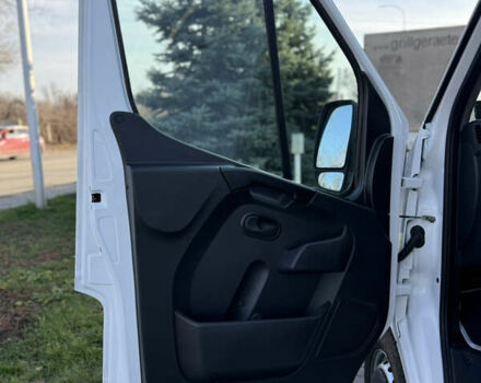 Білий Рено Мастєр, об'ємом двигуна 2.3 л та пробігом 195 тис. км за 17999 $, фото 23 на Automoto.ua