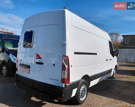 Белый Рено Мастер, объемом двигателя 2.3 л и пробегом 280 тыс. км за 17900 $, фото 7 на Automoto.ua