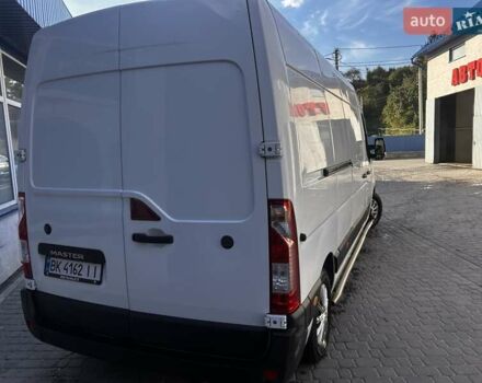 Белый Рено Мастер, объемом двигателя 2.3 л и пробегом 215 тыс. км за 16999 $, фото 5 на Automoto.ua