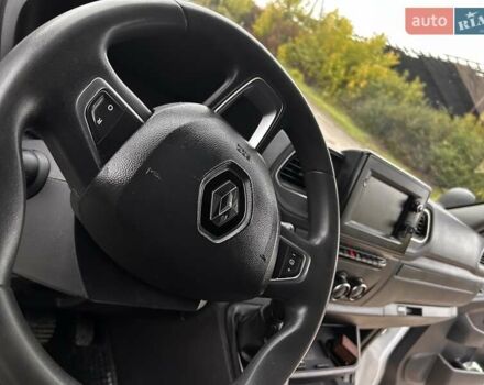 Рено Мастєр 2020 у Кременце на Automoto.ua Білий Рено Мастєр, об'ємом двигуна 2.3 л та пробігом 214 тис. км за 17300 $, фото 2 на Automoto.ua
