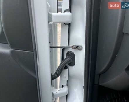 Рено Мастер 2020 в Дубно на Automoto.ua Белый Рено Мастер, объемом двигателя 2.3 л и пробегом 201 тыс. км за 18600 $, фото 52 на Automoto.ua