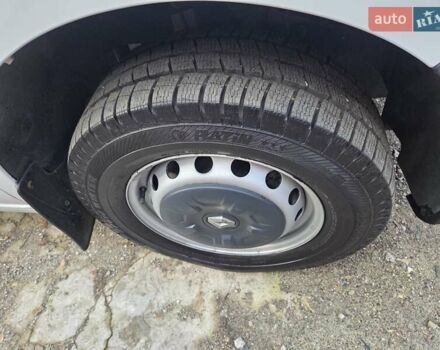 Білий Рено Мастєр, об'ємом двигуна 2.3 л та пробігом 189 тис. км за 19200 $, фото 27 на Automoto.ua