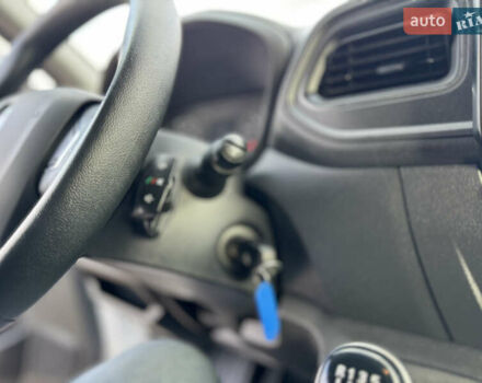 Белый Рено Мастер, объемом двигателя 2.3 л и пробегом 209 тыс. км за 21000 $, фото 63 на Automoto.ua