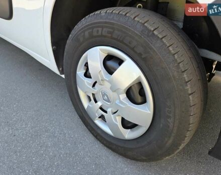 Белый Рено Мастер, объемом двигателя 0 л и пробегом 192 тыс. км за 21900 $, фото 45 на Automoto.ua