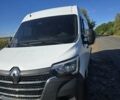 Белый Рено Мастер, объемом двигателя 2.3 л и пробегом 249 тыс. км за 17000 $, фото 1 на Automoto.ua