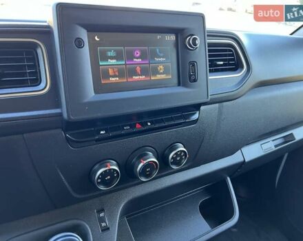 Білий Рено Мастєр, об'ємом двигуна 2.3 л та пробігом 198 тис. км за 18699 $, фото 32 на Automoto.ua