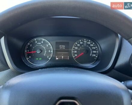 Білий Рено Мастєр, об'ємом двигуна 2.3 л та пробігом 198 тис. км за 18699 $, фото 35 на Automoto.ua