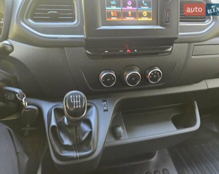 Білий Рено Мастєр, об'ємом двигуна 2.3 л та пробігом 189 тис. км за 19200 $, фото 39 на Automoto.ua