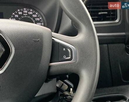 Белый Рено Мастер, объемом двигателя 2.3 л и пробегом 209 тыс. км за 19999 $, фото 40 на Automoto.ua