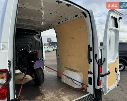 Белый Рено Мастер, объемом двигателя 2.3 л и пробегом 209 тыс. км за 21000 $, фото 105 на Automoto.ua