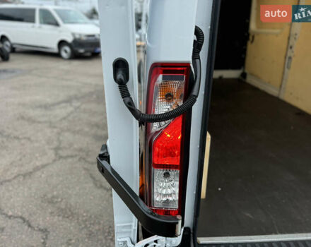 Белый Рено Мастер, объемом двигателя 2.3 л и пробегом 174 тыс. км за 21500 $, фото 41 на Automoto.ua
