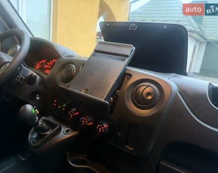 Білий Рено Мастєр, об'ємом двигуна 2.3 л та пробігом 267 тис. км за 16700 $, фото 72 на Automoto.ua