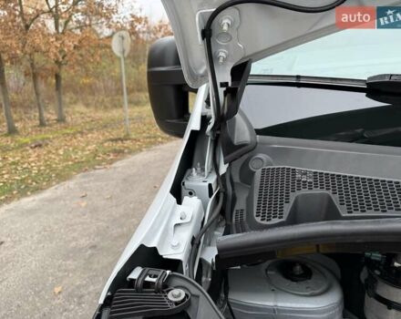 Белый Рено Мастер, объемом двигателя 2.3 л и пробегом 224 тыс. км за 18350 $, фото 36 на Automoto.ua