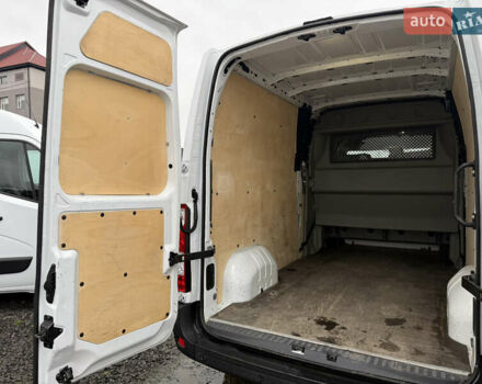 Белый Рено Мастер, объемом двигателя 0 л и пробегом 193 тыс. км за 23900 $, фото 9 на Automoto.ua