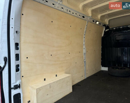 Белый Рено Мастер, объемом двигателя 2.3 л и пробегом 174 тыс. км за 21500 $, фото 38 на Automoto.ua