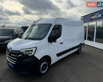 Белый Рено Мастер, объемом двигателя 2.3 л и пробегом 209 тыс. км за 21000 $, фото 1 на Automoto.ua