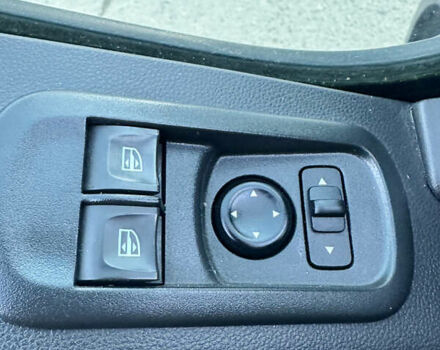 Білий Рено Мастєр, об'ємом двигуна 2.3 л та пробігом 201 тис. км за 18700 $, фото 55 на Automoto.ua