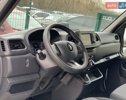 Белый Рено Мастер, объемом двигателя 2.3 л и пробегом 209 тыс. км за 19999 $, фото 25 на Automoto.ua