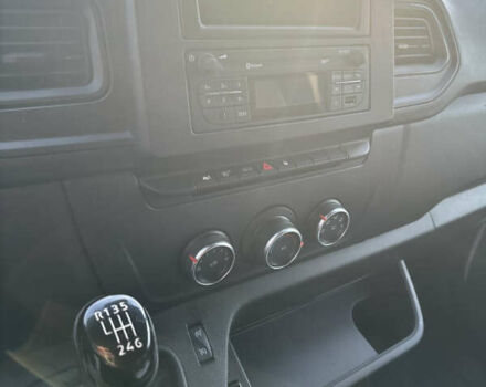 Белый Рено Мастер, объемом двигателя 0 л и пробегом 40 тыс. км за 20300 $, фото 15 на Automoto.ua