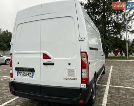 Белый Рено Мастер, объемом двигателя 2.3 л и пробегом 235 тыс. км за 18799 $, фото 10 на Automoto.ua