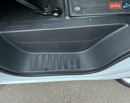 Белый Рено Мастер, объемом двигателя 2.3 л и пробегом 174 тыс. км за 21500 $, фото 48 на Automoto.ua