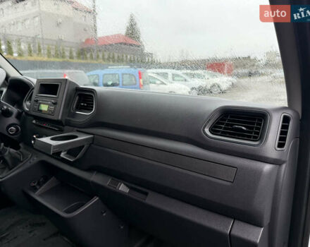 Белый Рено Мастер, объемом двигателя 0 л и пробегом 193 тыс. км за 23900 $, фото 30 на Automoto.ua