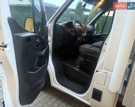 Білий Рено Мастєр, об'ємом двигуна 2.3 л та пробігом 267 тис. км за 16700 $, фото 50 на Automoto.ua