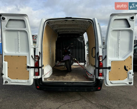 Белый Рено Мастер, объемом двигателя 2.3 л и пробегом 209 тыс. км за 21000 $, фото 102 на Automoto.ua