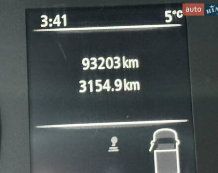 Білий Рено Мастєр, об'ємом двигуна 2.3 л та пробігом 93 тис. км за 22999 $, фото 12 на Automoto.ua