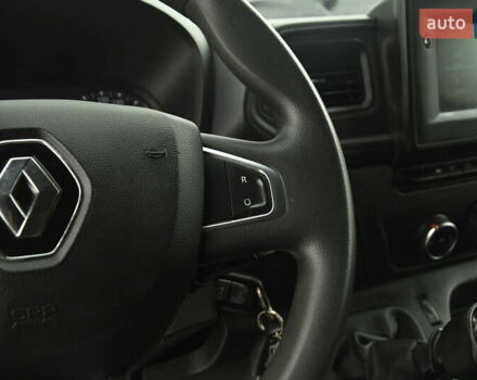 Белый Рено Мастер, объемом двигателя 2.3 л и пробегом 217 тыс. км за 19999 $, фото 25 на Automoto.ua