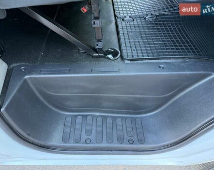 Білий Рено Мастєр, об'ємом двигуна 2.3 л та пробігом 192 тис. км за 21500 $, фото 61 на Automoto.ua