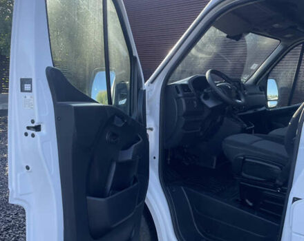 Белый Рено Мастер, объемом двигателя 2.3 л и пробегом 135 тыс. км за 20600 $, фото 30 на Automoto.ua