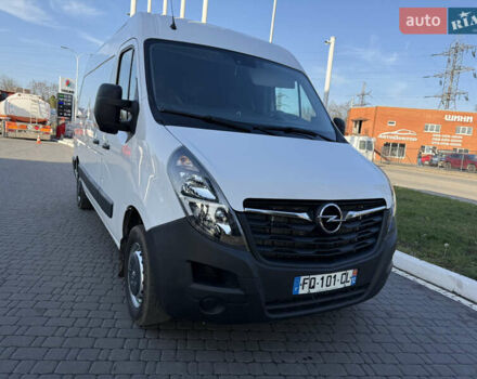 Білий Рено Мастєр, об'ємом двигуна 2.3 л та пробігом 195 тис. км за 17999 $, фото 1 на Automoto.ua