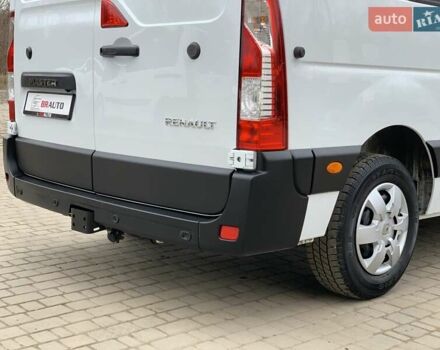 Белый Рено Мастер, объемом двигателя 2.3 л и пробегом 209 тыс. км за 19999 $, фото 21 на Automoto.ua