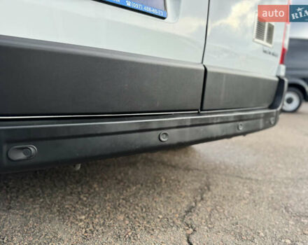 Белый Рено Мастер, объемом двигателя 2.3 л и пробегом 209 тыс. км за 21000 $, фото 32 на Automoto.ua