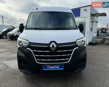 Белый Рено Мастер, объемом двигателя 2.3 л и пробегом 209 тыс. км за 21000 $, фото 3 на Automoto.ua